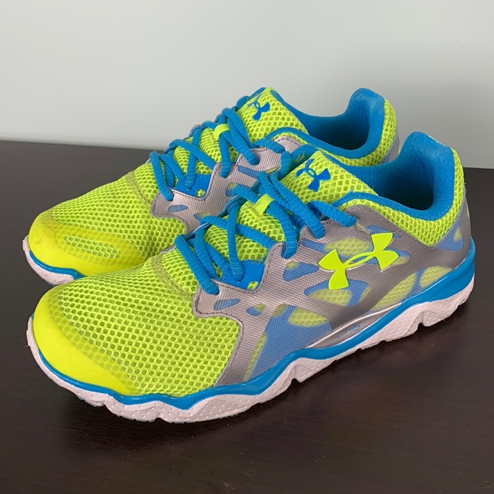 Under Armour MonzaRE Micro G Heat Gear Running Shoes